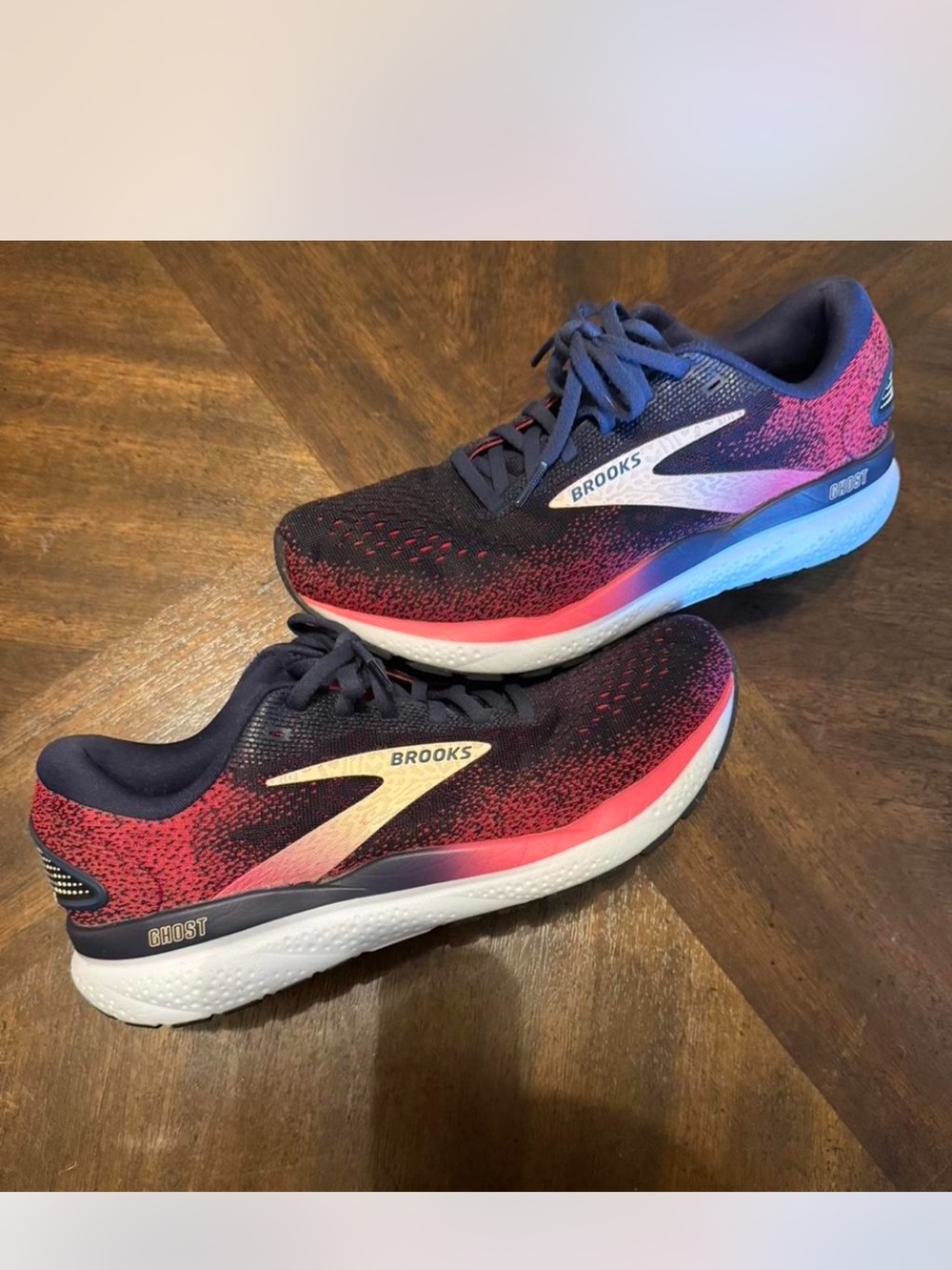 Brooks Ghost 16 Women’s Running Shoes US 9.5 Medium B Black Pink Red Gradient 41